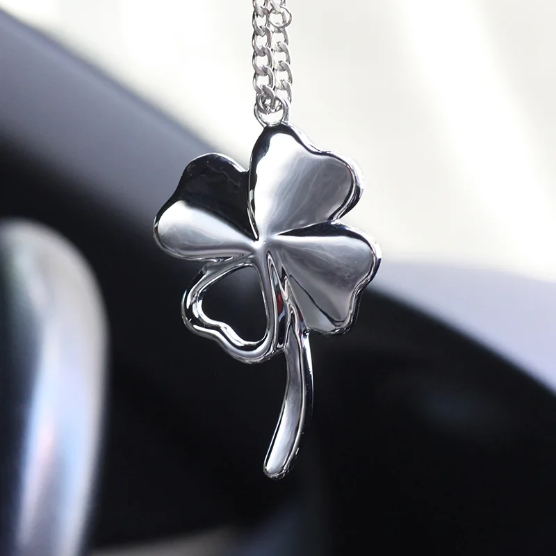 

Car Pendant Metal Lucky Clover Auto Rear View Mirror Decoration Hanging Pendant Automobile Decor Suspension Ornaments Gifts
