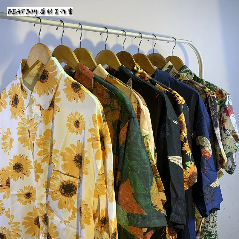 

Retro Print Short-sleeved Shirt T-shirt Female Hip-hop Wild Fashion Loose Couple T-shirt Half-sleeved Shirt Oversized T-shirt