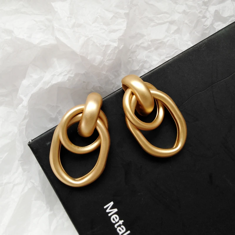 

2019 New Trendy Big Vintage Drop Earrings Twisted Knot Metal Fashion Geometric Oval Statement Earring Women Girl Minimalist