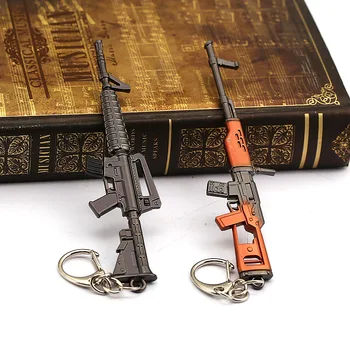 

12CM Zinc Alloy Keychain Creative Game Jewelry Weapon Model Home Decoration Ornaments Figurines Miniatures Crafts