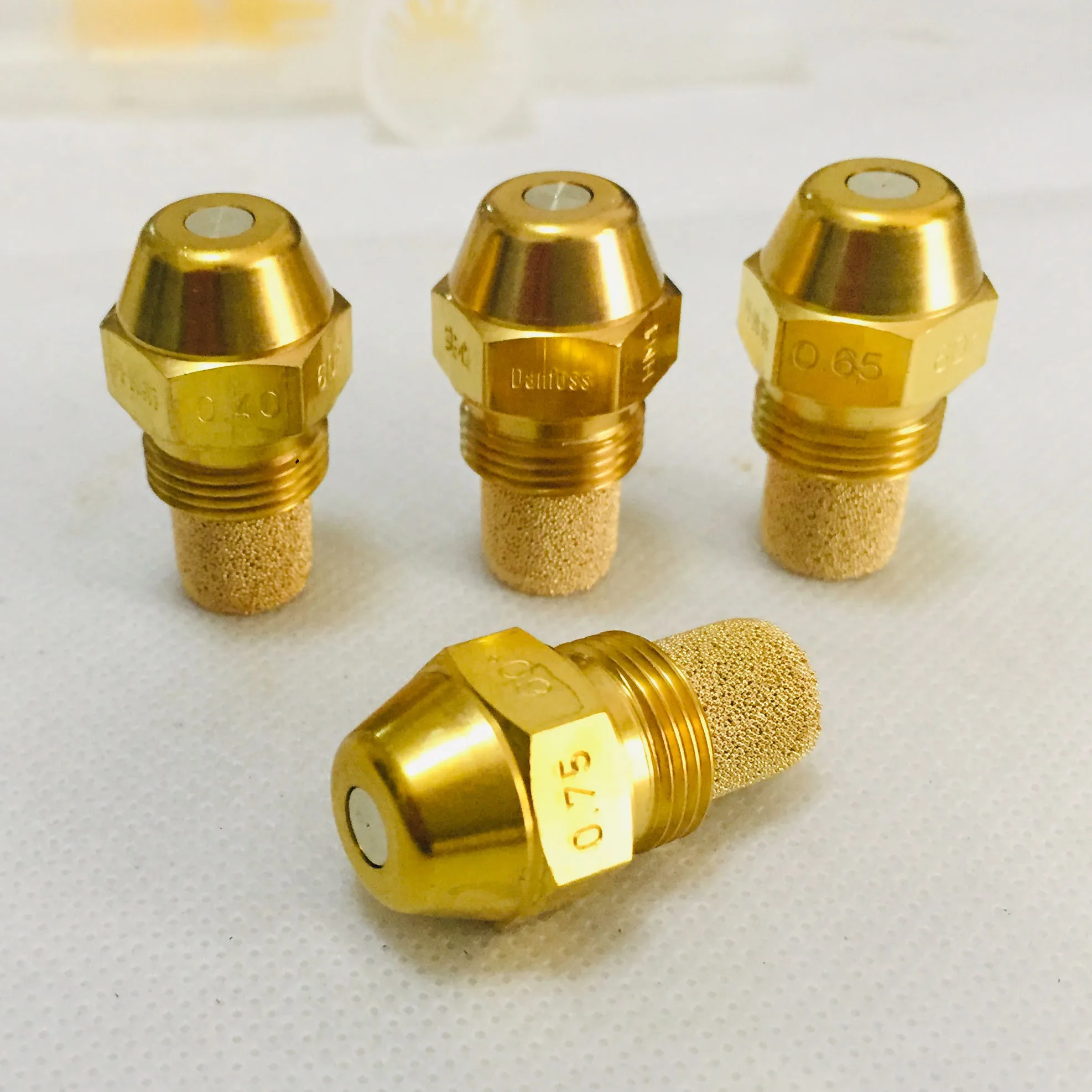 

(5pcs/lot)DANFOSS 60 degree Solid Atomization nozzle oil burner 0.5-6.5usgal/h