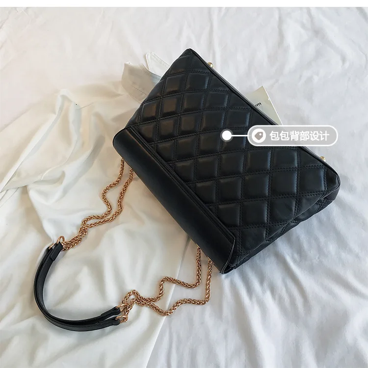 11389623893_594869609