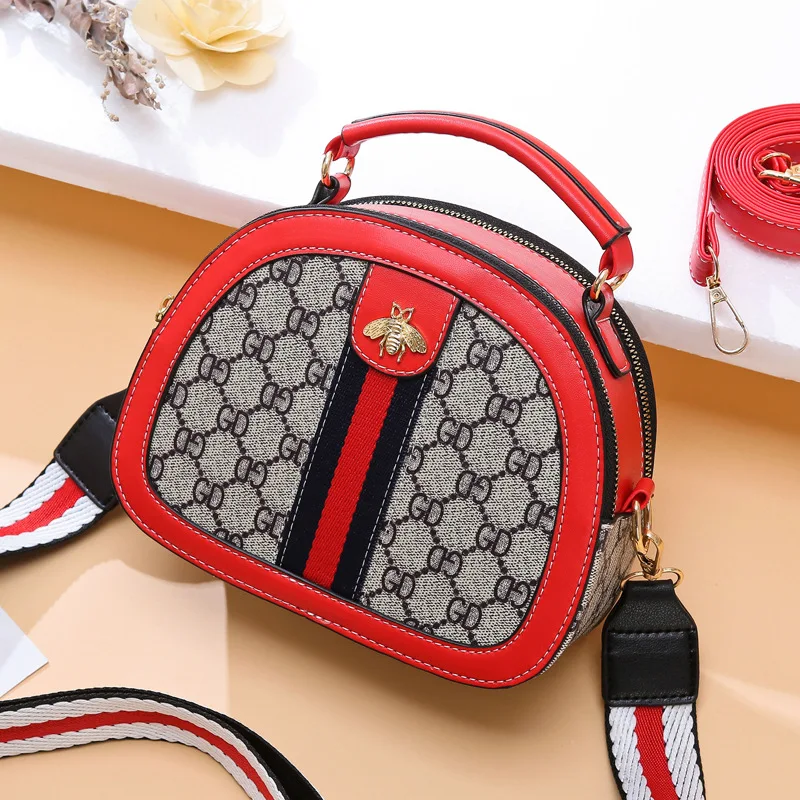 

2019 New Style Hot Sales Small round Bag Europe And America Fashion Classic Fashion Casual Shoulder Bag Versatile Shoulder Bag