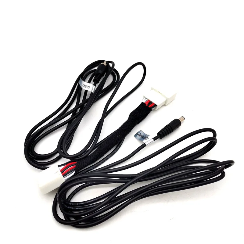 Рисунок 6 - Автомобильный адаптер для камеры