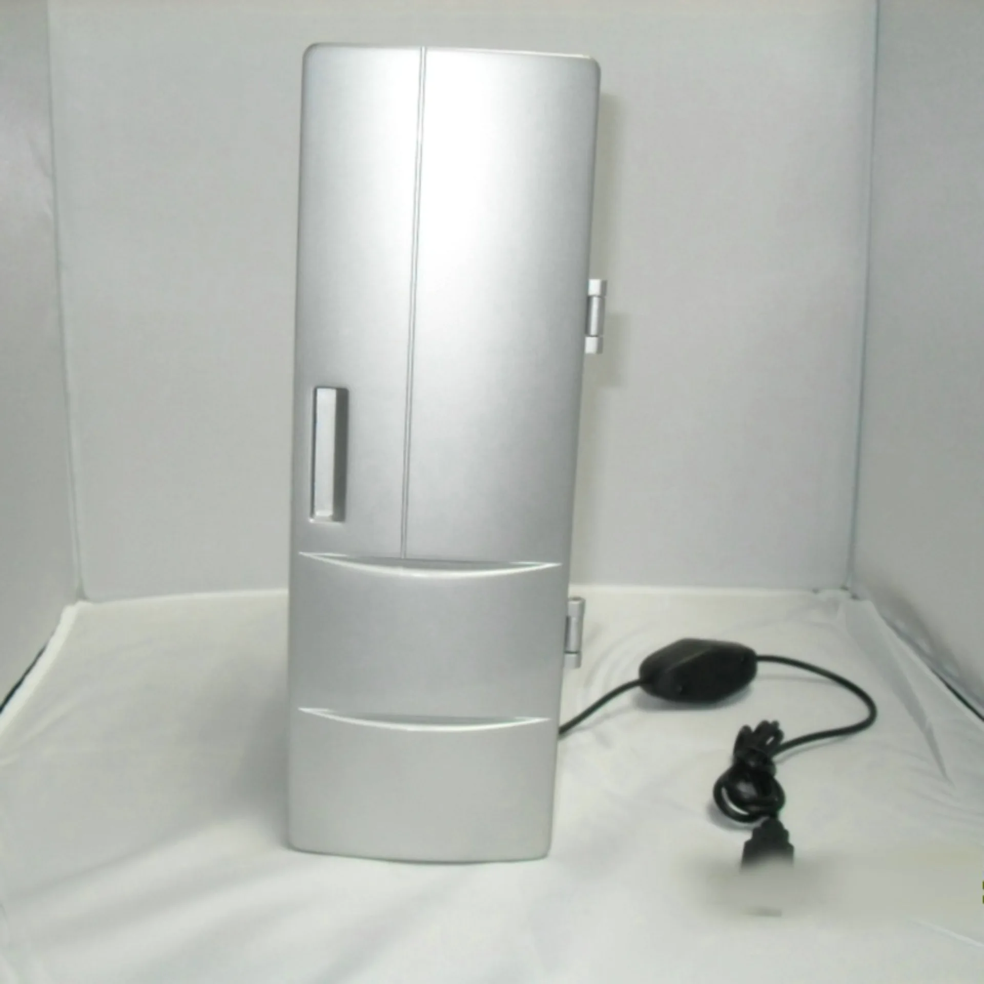 

Refrigerator Car Mounted Mini Fridge USB Small Refrigerator Mini Refrigeration Box Cans Refrigerator Heating And Cooling Box Inc