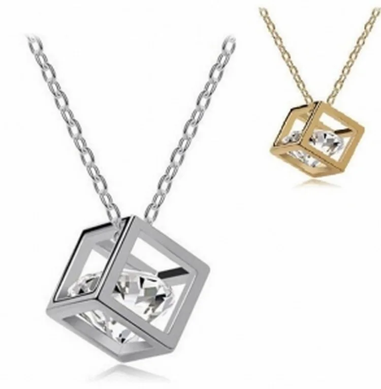Fashion Love Rubik's Cube Stereo Necklace Wild Rhinestone Small Block Short Clavicle Chain | Украшения и аксессуары