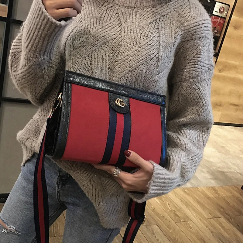 

Small square bag broadband female 2018 new color matching stripe shoulder retro magnetic European and American fashion mill