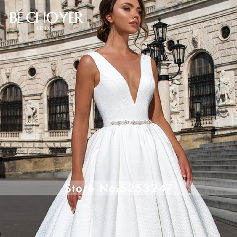 Модное атласное свадебное платье BECHOYER F101 винтажное ТРАПЕЦИЕВИДНОЕ ПЛАТЬЕ С v-образным вырезом и кристальным поясом с открытой спиной и шлейфом для невесты Vestido de Noiva