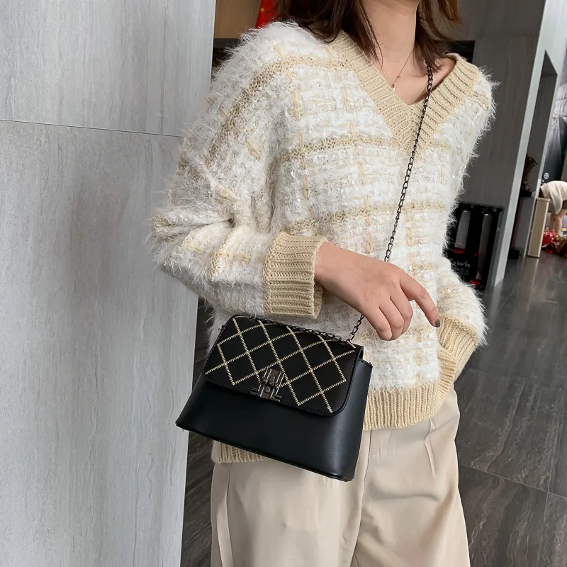 

Spring 2020 New Style Western Style Soft Surface Textured Versatile Bag with Chain INS Rhombus Crossbody/shoulder Bag Black Bag