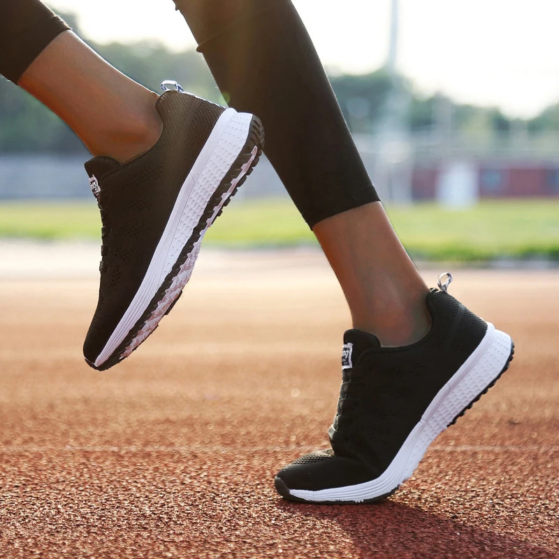 Baskets en maille respirante pour femmes, chaussures décontractées, plates, pour dames