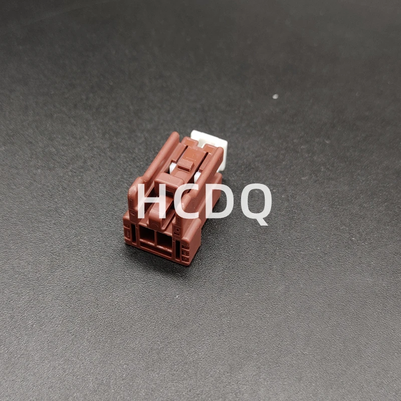 The original NS02FBR-CS automobile connector plug shell and connector are supplied from stock