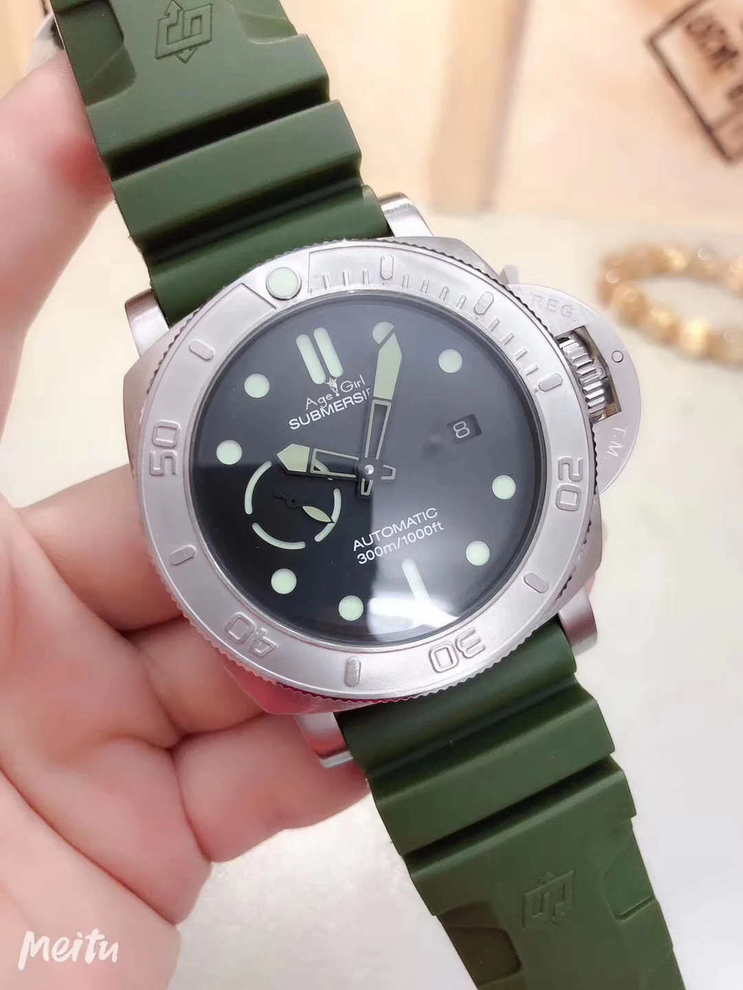 

Luxury Brand New Men Automatic Mechanical Sapphire Stainless Steel Eco Titanium Green Rubber Leather Matte Brown Luminous Watch