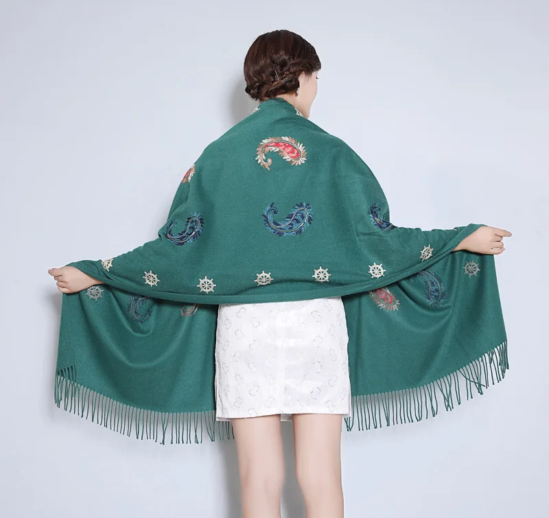 2019 Новый кашемировый Вышитый цветочный, шарф-шаль 200*70 см шарфы палантины осень-зима утолщение одеяло мусульманский хиджаб