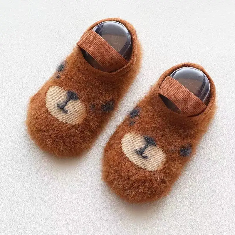 В осень-зима 19, для раннего возраста детей, носки-тапочки мультфильм норковая бархатная пряжа носки для новорожденных, детей, нескользящая обувь для малышей - Color: Brown