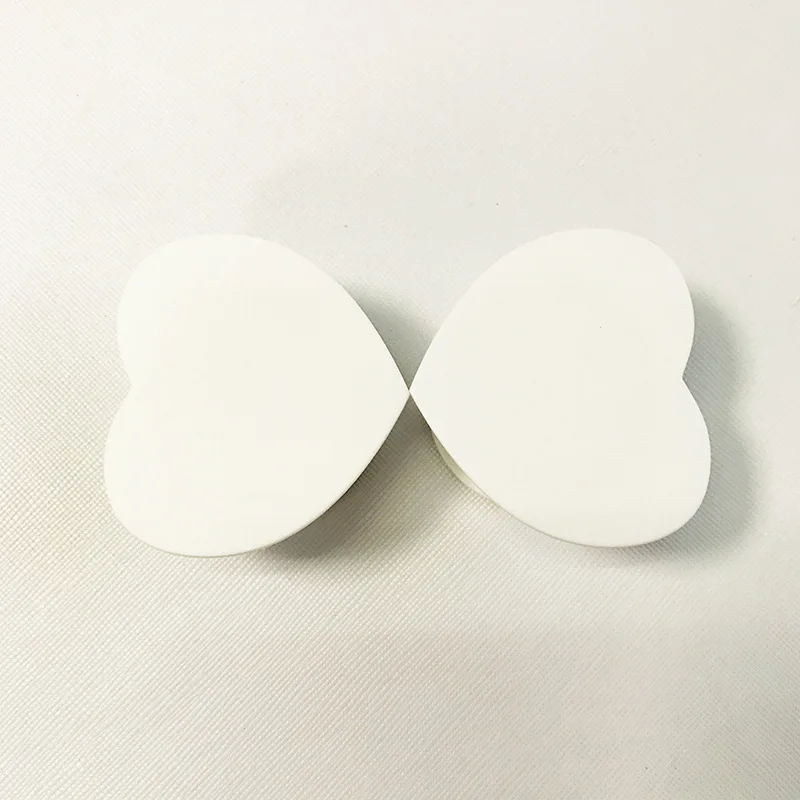 12743556562_1110399106