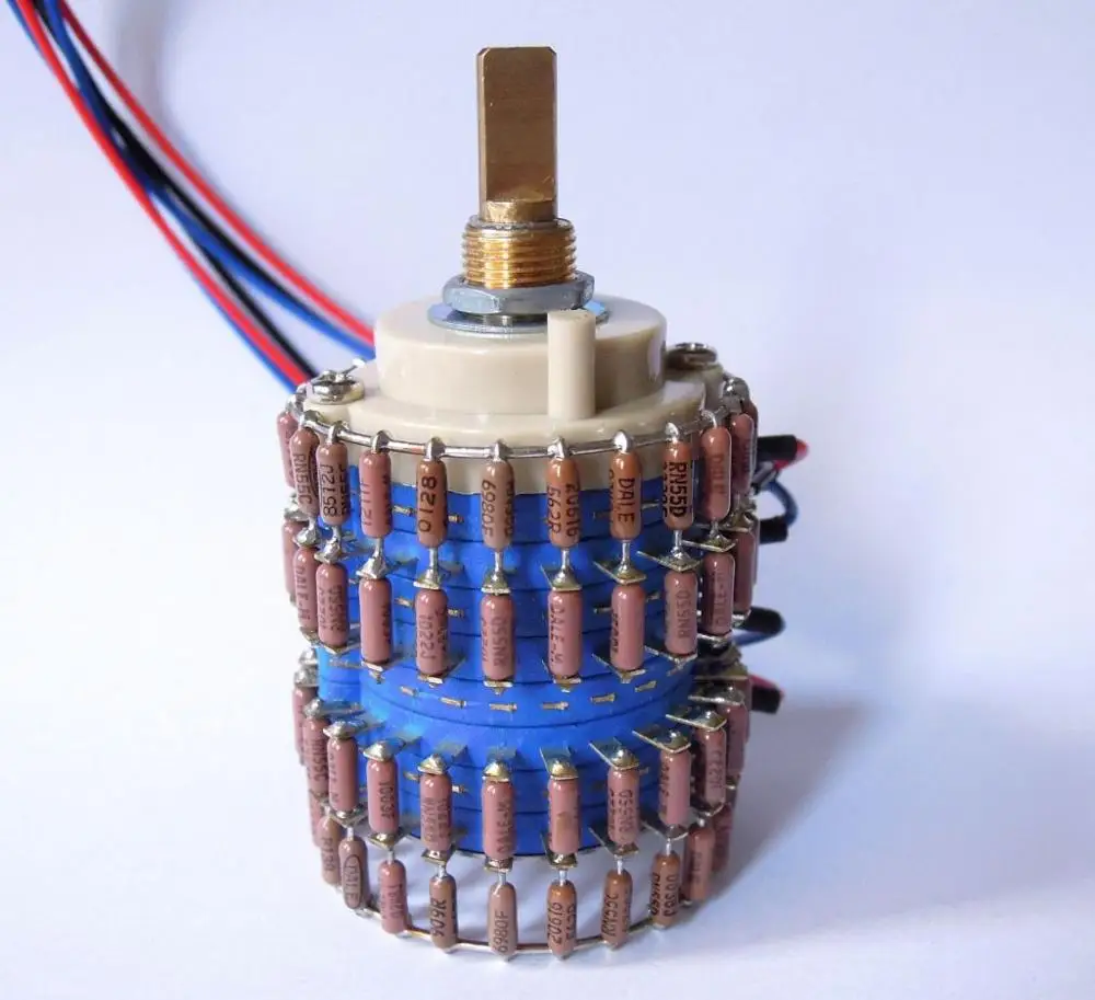 1pcs HIFI 24-Step Stereo Attenuator Potentiometer 10K 25K 50K 100K 250K dale resistance  audio pot