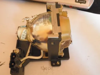 

TLPLD1 TLP-LD1 Compatible Projector Lamp For TDP-D1/D2