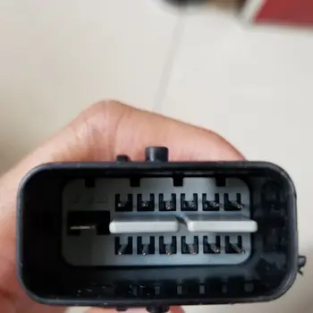 

Car connector FOR President Levant headlight plug connector REV 284845 / 7 series 750i front camera left connector