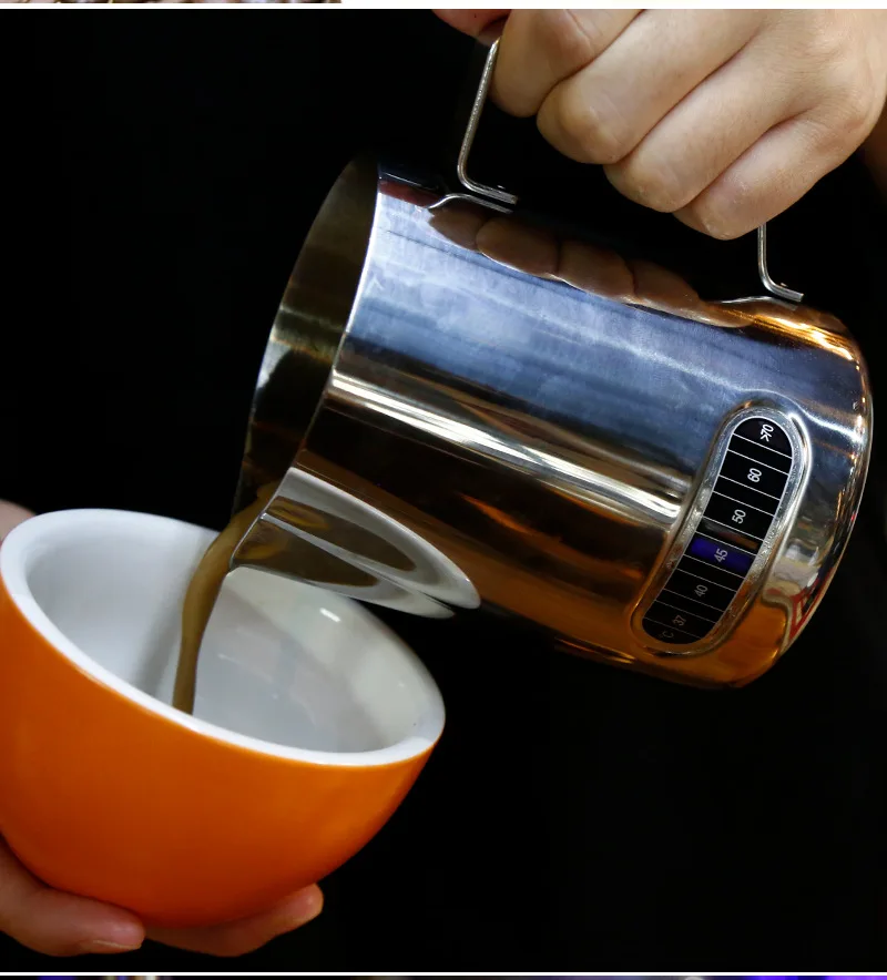 Durable Easy to Cleaning Reusable Stainless Steel Pull Cup with Temperature Show 600ML Coffee Milk Frothing Cup