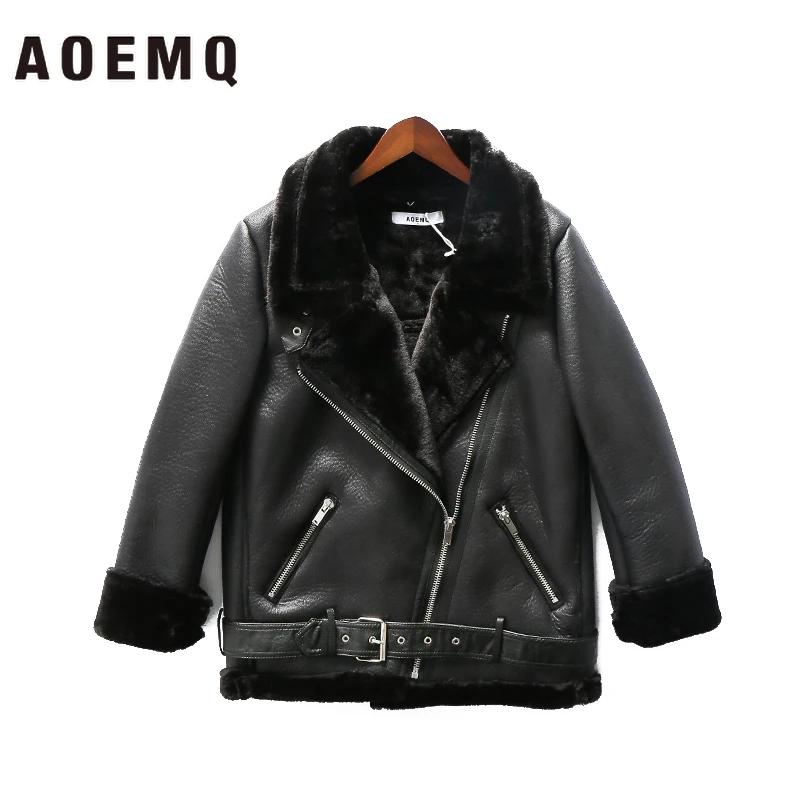 Tanie AOEMQ retro nowy klapa i aksamitne wyściełane futro jeden płaszcz ciepła moda PU skóra jagnięca odzież motocyklowa Bomber Jacket