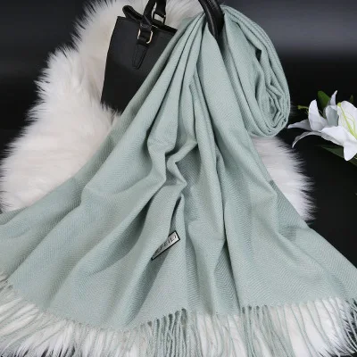 Brands Warm Cashmere Scarf Female Thick Soft Winter Poncho Brown Long Shawl Plaid Wrap For Women Tassel Stoles Lady Wool Scarfs - Цвет: Light Green