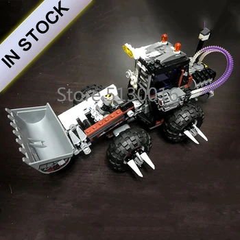 

In stock 07082 Batman Movie Two-Face Double Demolition 584Pcs Building Blocks Compatible with 70915 Bricks DC 10738 Gifts