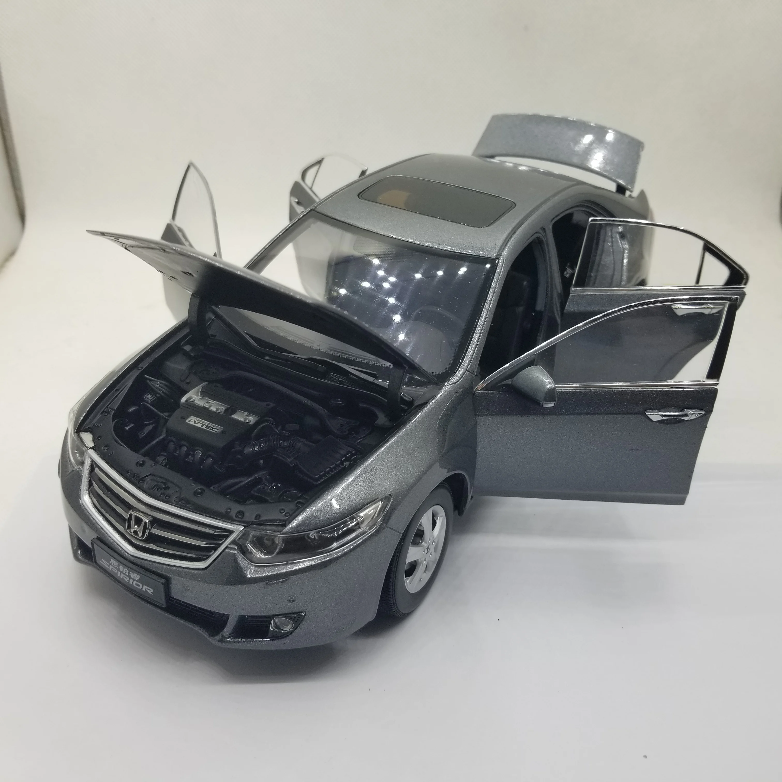 1:18 литая под давлением модель для Honda Spirior 2008 Accord Европа серый седан Игрушечная