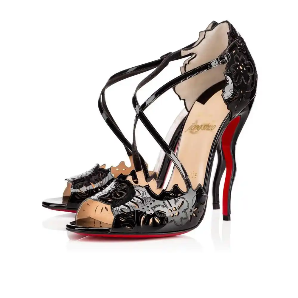 red bottoms spikes heels