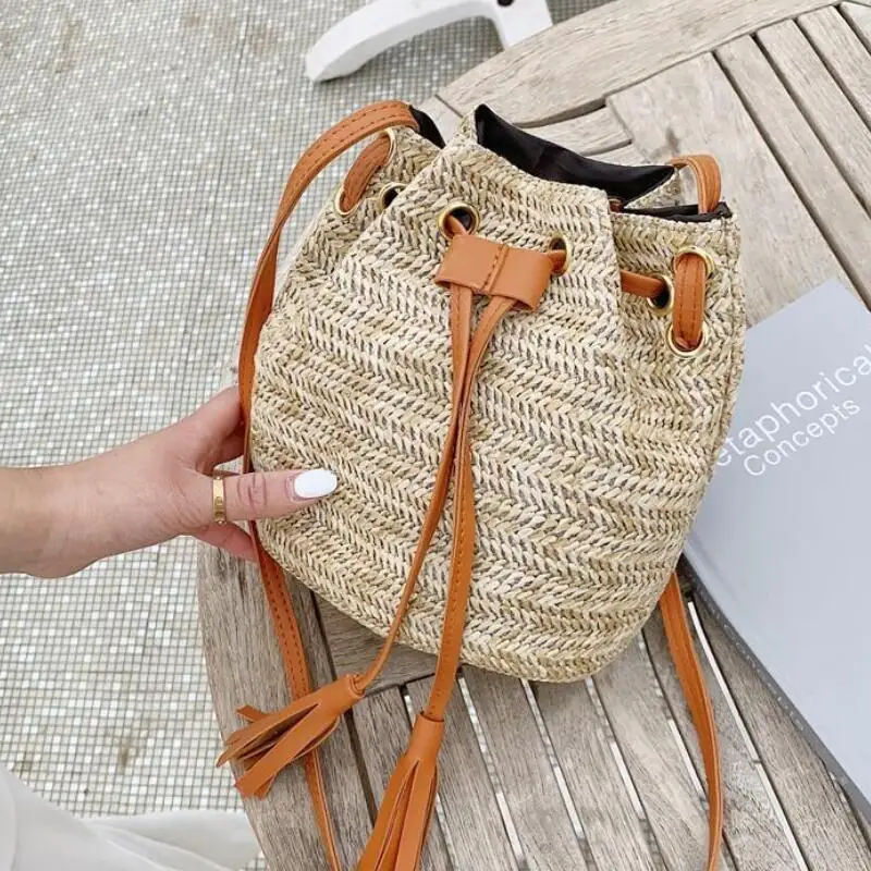 

Shoulder Rattan Beach Bags Women's Handmade Crossbody Bucket For Women Vintage Leather Female String Bag Bohemian Bolsa Feminina