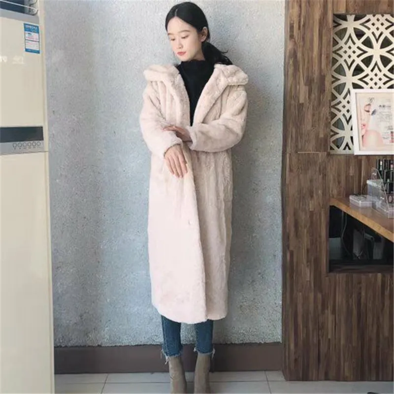Новое осенне-зимнее меховое пальто женская одежда Высокое качество имитация меха норки с капюшоном размера плюс Утепленные длинные женские пальто