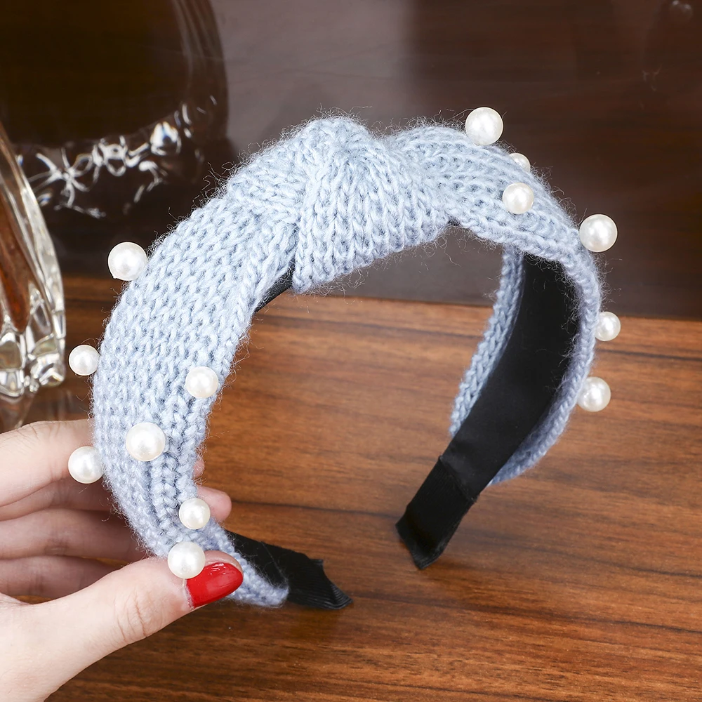 Levao Knotted Pearl Knit Hair Band for Winter Women's 6 colors Headband Fashion Hair Band Wide-brimmed Bezel Hair Accessories - Цвет: Небесно-голубой