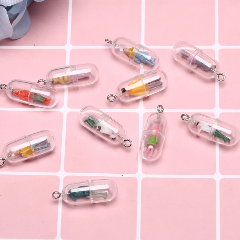 10pcs-lot-Funny-Capsule-Design-Charms-Transparent-Resin-Pills-Villain-Pendants-Fit-Charms-DIY-Earring-Jewelry