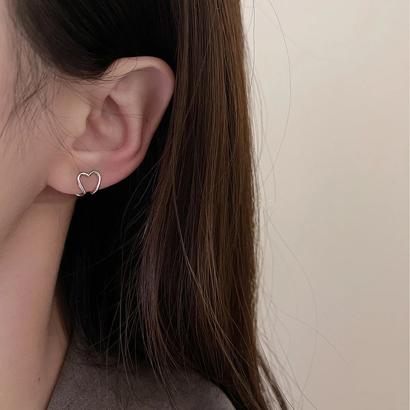 Korea Silver Color metal Geometric Heart Ear Cuff Stackable Simple C-shape Ear Clip Earrings for Women Aesthetic Jewelry ear clip earrings clip earrings ear clip ear accessories