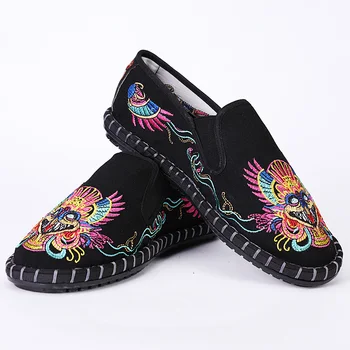 

2020 Spring Summer Traditonal Ethnic Style Breathable Shoes Embroidery Leisure Linen Loafers Men Casual Slip on Canvas Shoes