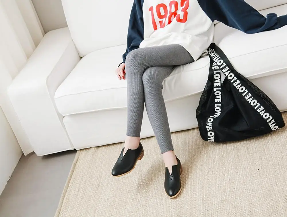 Новое поступление nueva moda de boca profunda zapatos de tacón bajo zapatos de mujer de talla grande cómodos zapatos casuales salvajes