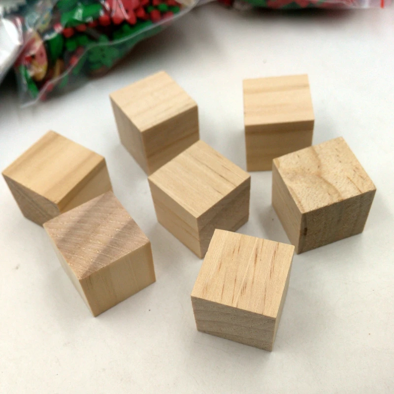 20PIECES 20mm HALLOWEEN ORNAMENTS Wooden Craft Supply Blocks Wood Cubes Hardwood DIY Crafts Hobby Toys