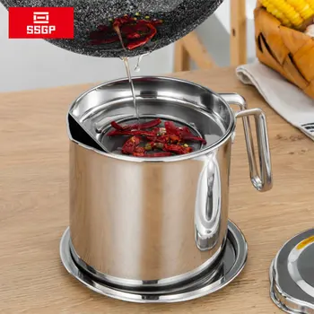 

1.6L/2L Olive Oil Storage Bottle With Filter Large Capacity 304 Stainless Steel Kitchen Sauce Dispenser