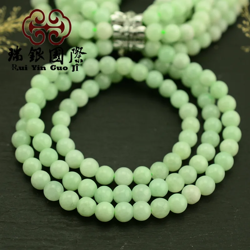 

Natural Emerald Necklace Light Green Floating Green Pure Jade Bead Necklace Women's Fashion Emerald Choker Pure