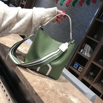 

Bag Woman 2019 New Women's Bag Water Barrel Bag Simple Oblique Bag Handbag Single Shoulder Bag Large Bag