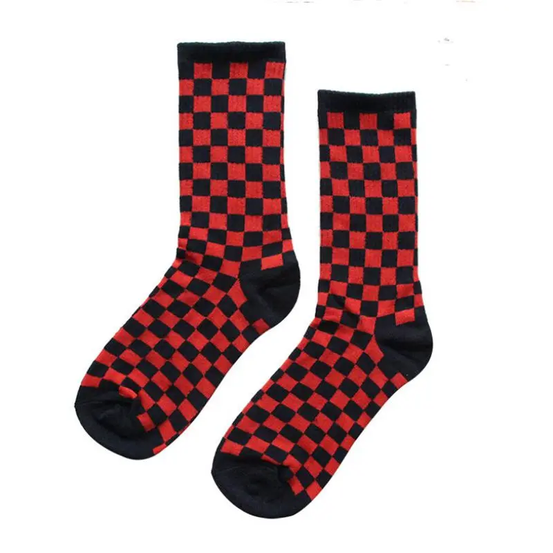 1 pair Black white square socks men's European and American trend autumn and winter cotton British style individual tube socks