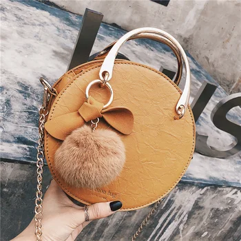 

The new small Bag 2020 autumn new simple small round bag Korean version versatile cross-body bag women's single shoulder chain