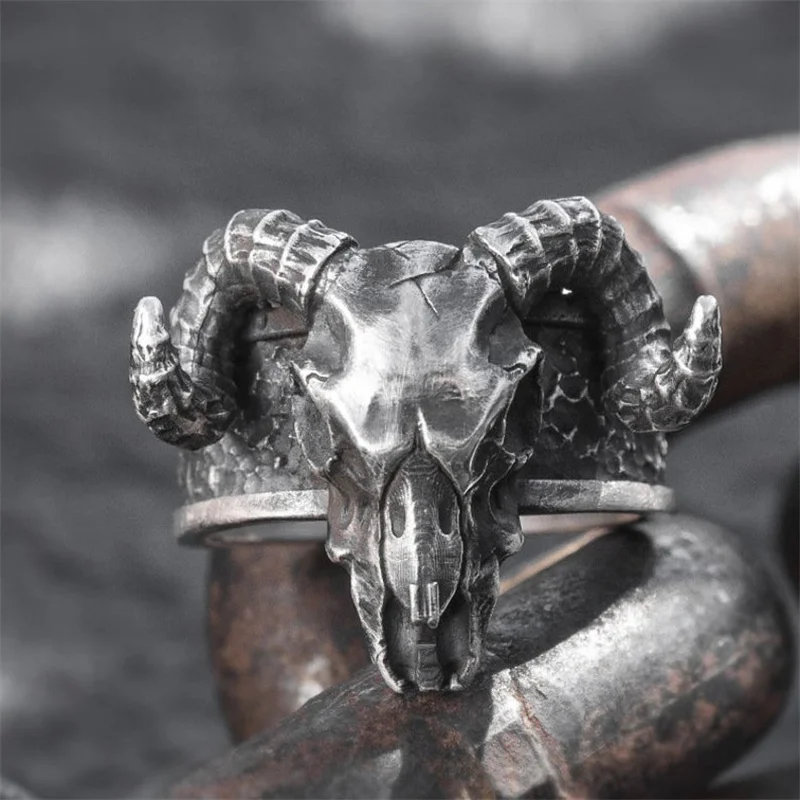 Vintage Retro Punk Skull Devil Horn Rings for Men Women Couples Personality Party Hip Hop Claw Ring Jewelry Men Courage couples rings finger ring
