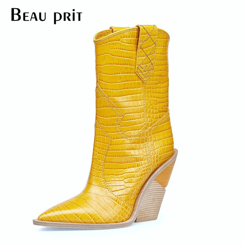 

Snake PU Ankle Boots For Women Wedges High Heels Cowboy Bootee Woman 2019 Point Toe Platform Boots zapatos de mujer Plus Size 43