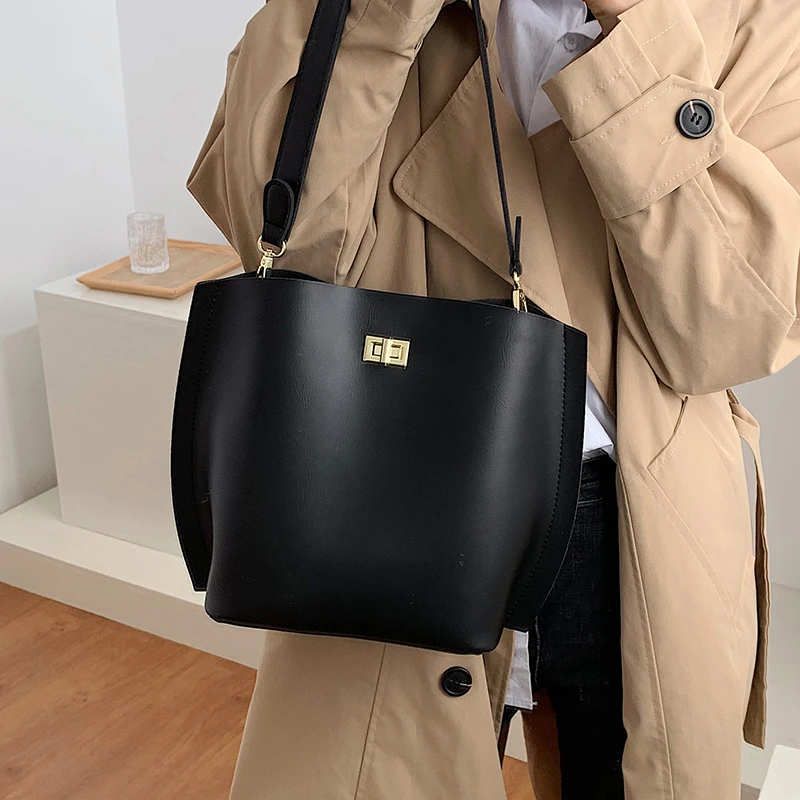 

VeryMe Simple Soft Leather Female Handbag Casual Large Capacity Bucket Bags For Lady Solid Color Composite Women Bag Bolso Mujer