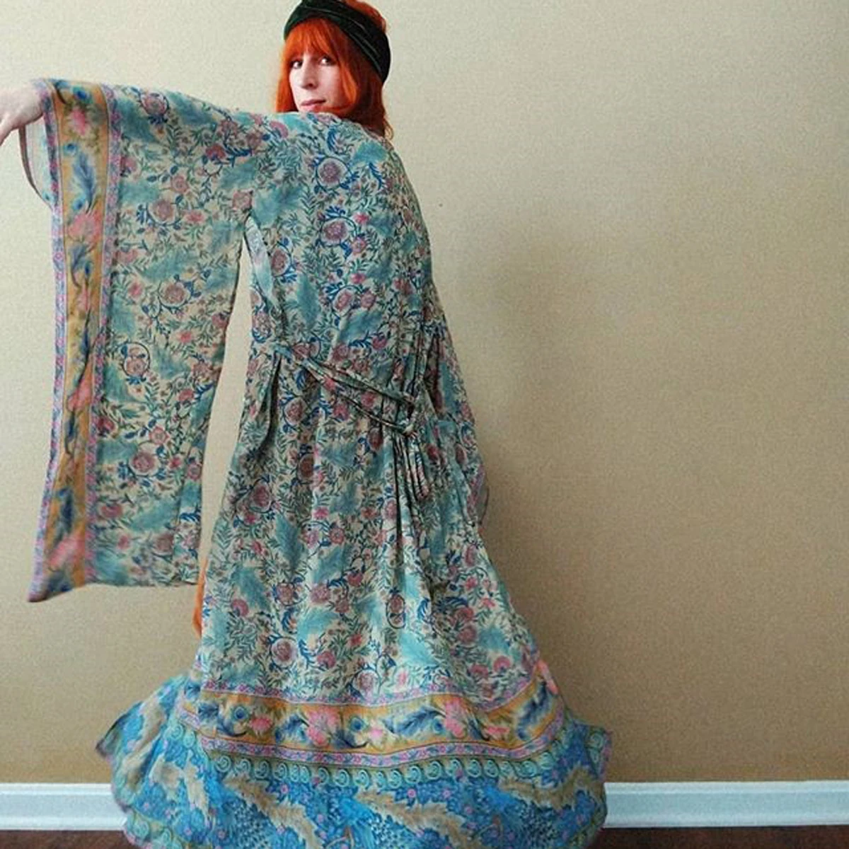 Kiyumi Boho Платье женское вискозное длинное кимоно свободное повседневное с длинным рукавом v-образным вырезом кардиган с поясом пляжный костюм косплей верхняя одежда