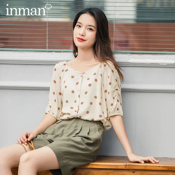 

INMAN Summer New Arrival Single Button Dot V Neck Artsy Fit Half Drawstring Sleeve Apricot Color Clavicle Exposed Blouses