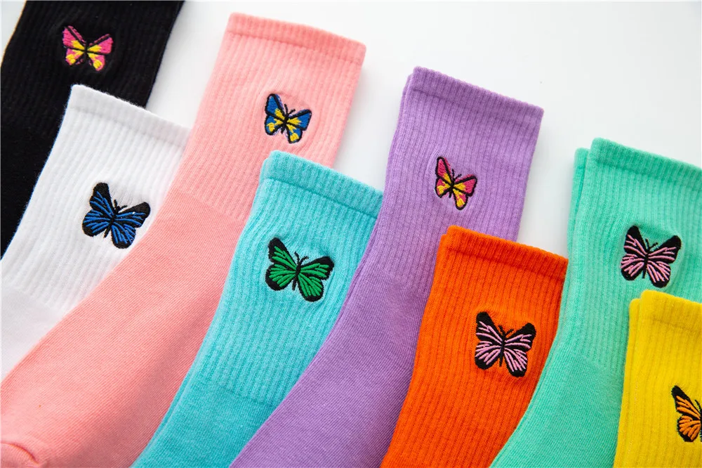 Hot Sale 2021 new fashion Korean style ladies socks simulation printing butterfly socks cute embroidered dinosaur socks Hot Sale 2021 new fashion Korean style ladies socks simulation printing butterfly socks cute embroidered dinosaur socks