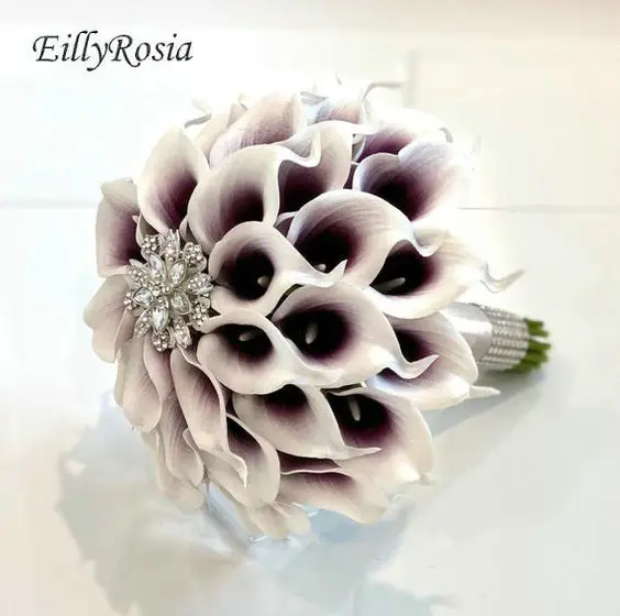 Gradient White Purple Cala Liles Bridal Bouquet Brooch Sequined Silk Ribbon Elegant Wedding Bouquet High End Artificial Flowers