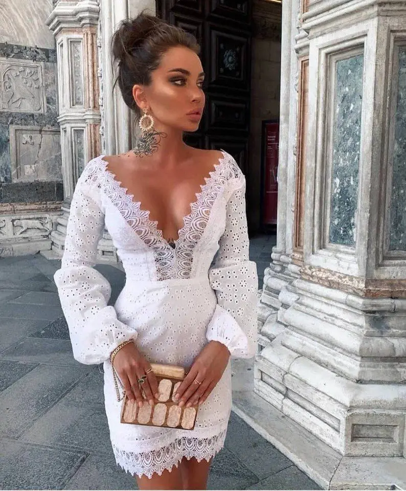 

Female Lace Dresses New arrive High quality luxury runway white Lace Dress women Long sleeve Sexy V-neck party dress vestidos
