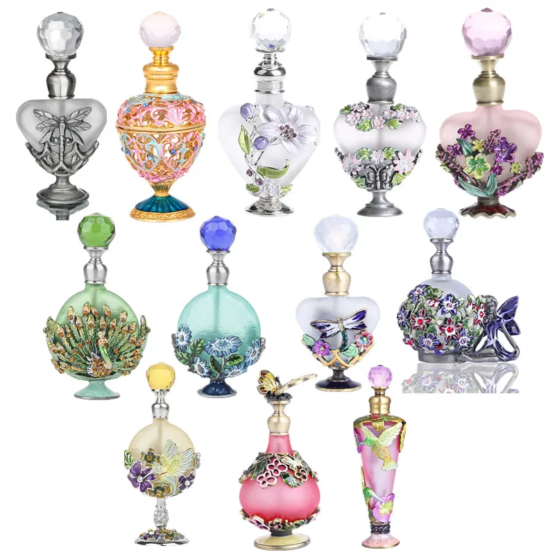 

H&D 12 Styles Vintage Glass Empty Perfume Bottle Restoring Ancient Ways Refillable Container Home Wedding Decor Ladies Gift